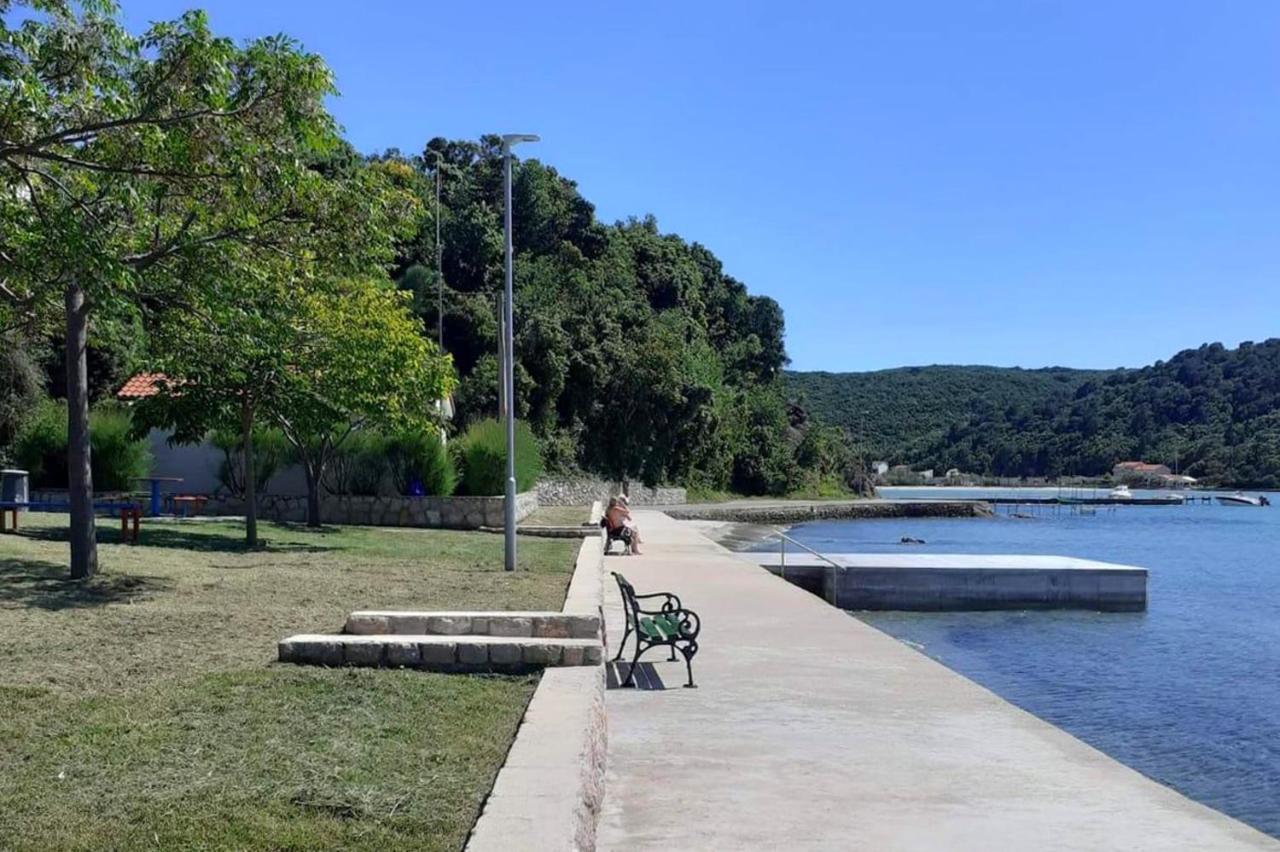 Apartments By The Sea Kampor, Rab - 4986 ภายนอก รูปภาพ